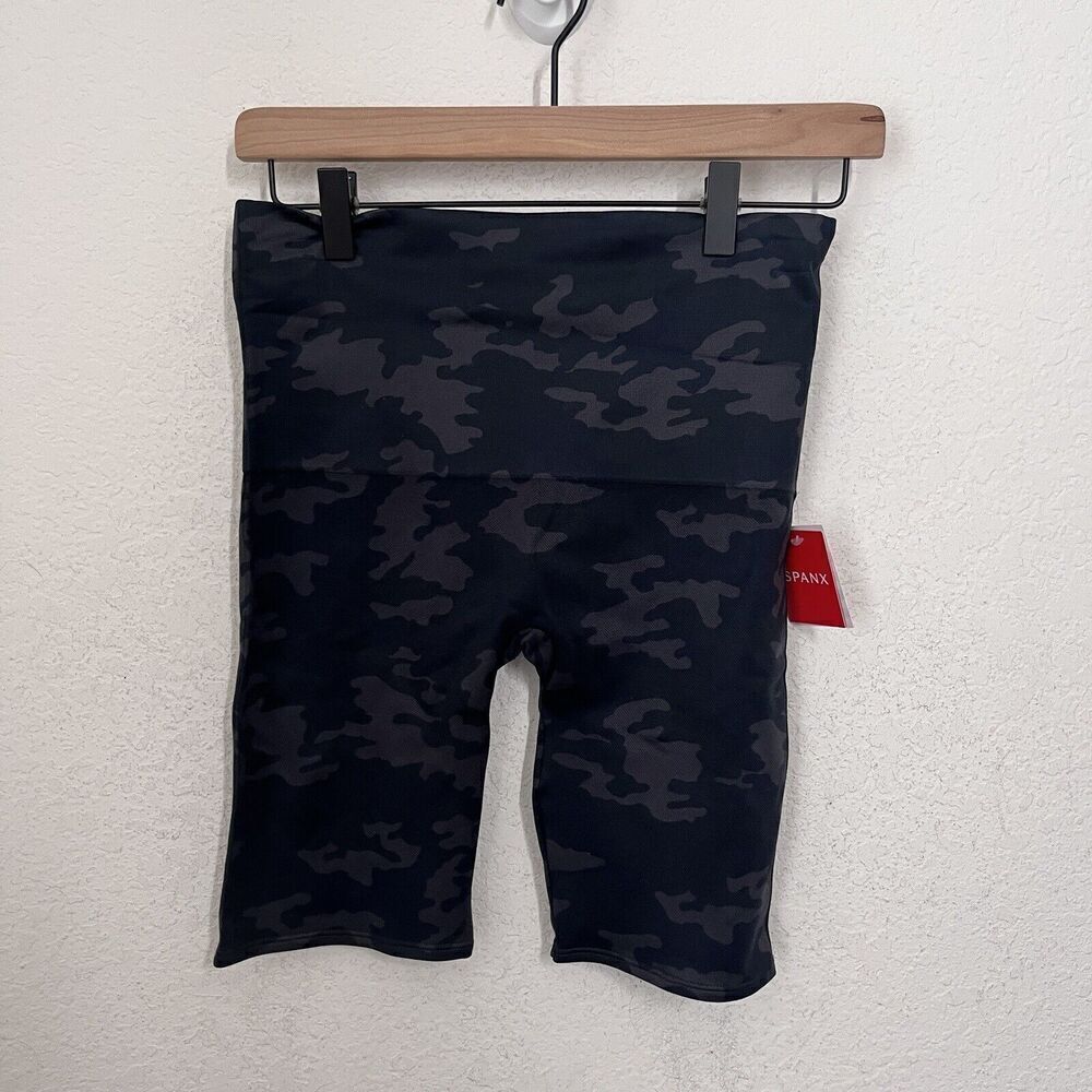 NWT SPANX Look At Me Now Bike  Shorts Camo Size XL Gray High Waist Tummy Control